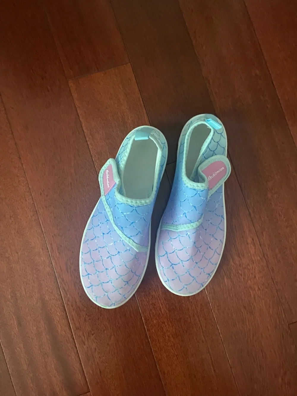 Kids Mermaid Scale Slip-On Water Shoes - Lavender blue